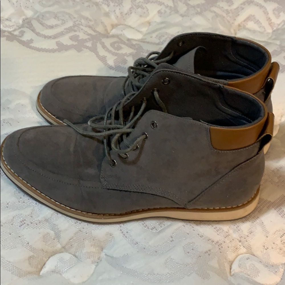Size 10US b blass boots